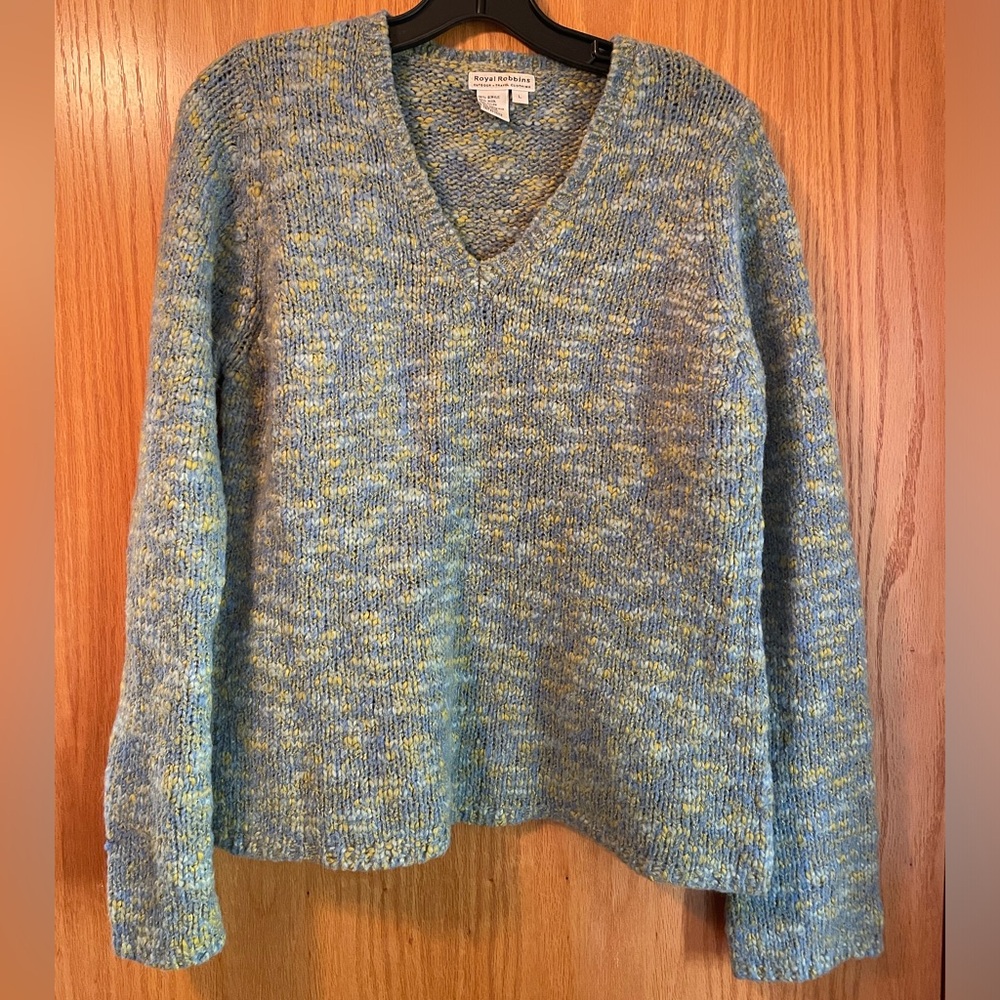 Royal Robbins confetti sweater v neck women’s Large